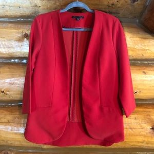 Harlowe & Graham - Red cropped sleeve blazer